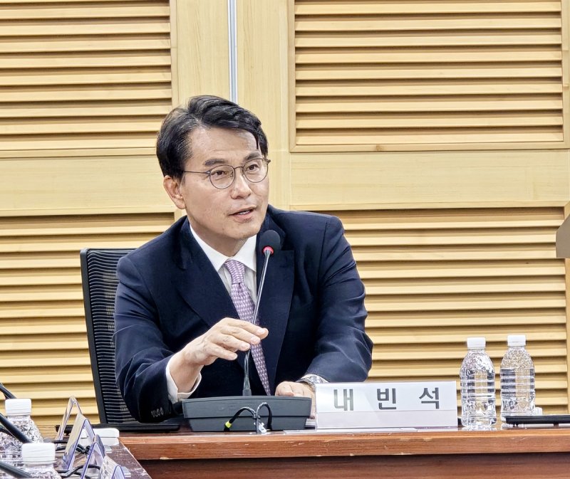 인사하는 국민의힘 윤상현 의원 (출처=연합뉴스)
