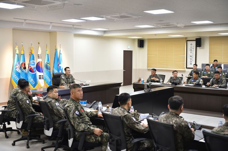 김명수 합참의장, 제20전투비행단서 “영공 수호, 압도적 즉응태세 강조”