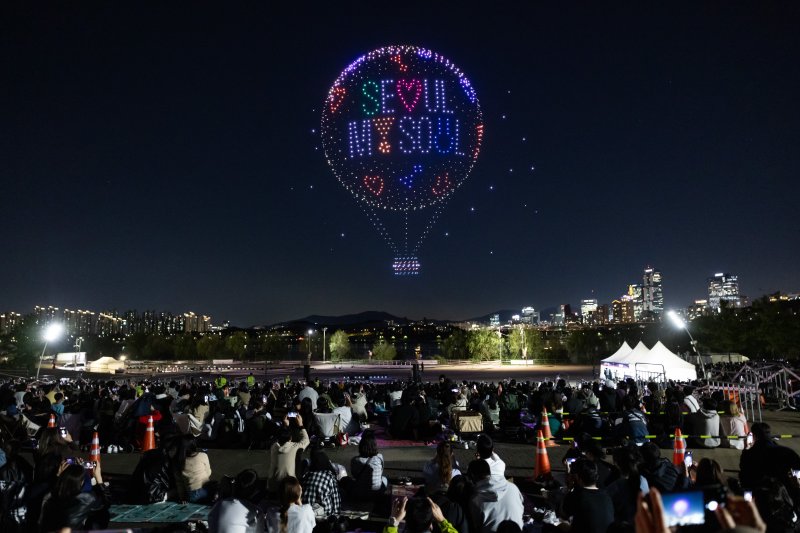 2024년 한강 불빛 공연 현장.(서울시 제공버ㄹ