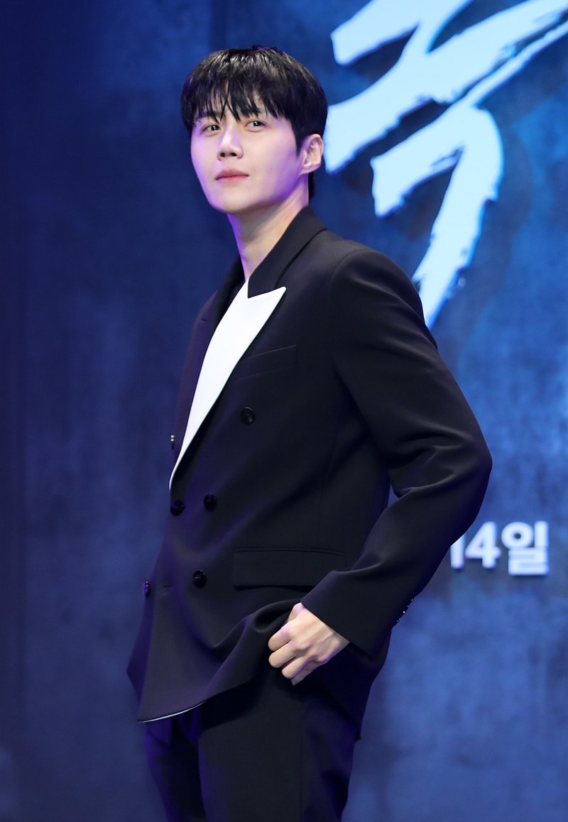 생일 김선호, 5000만원 기부…자립준비청년 힘