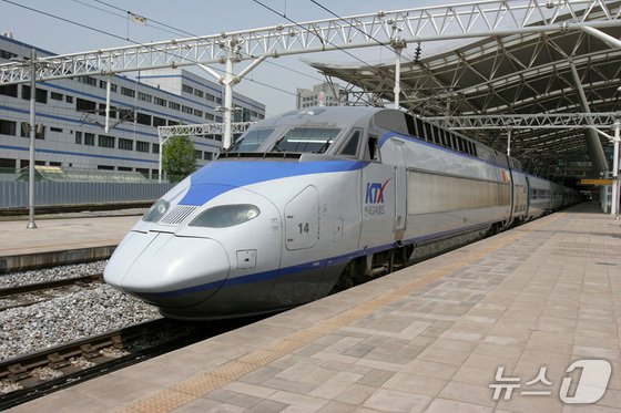 ‘노후 KTX 차량 교체비용’ 정부지원 추진…국회의원 56명 공동발의