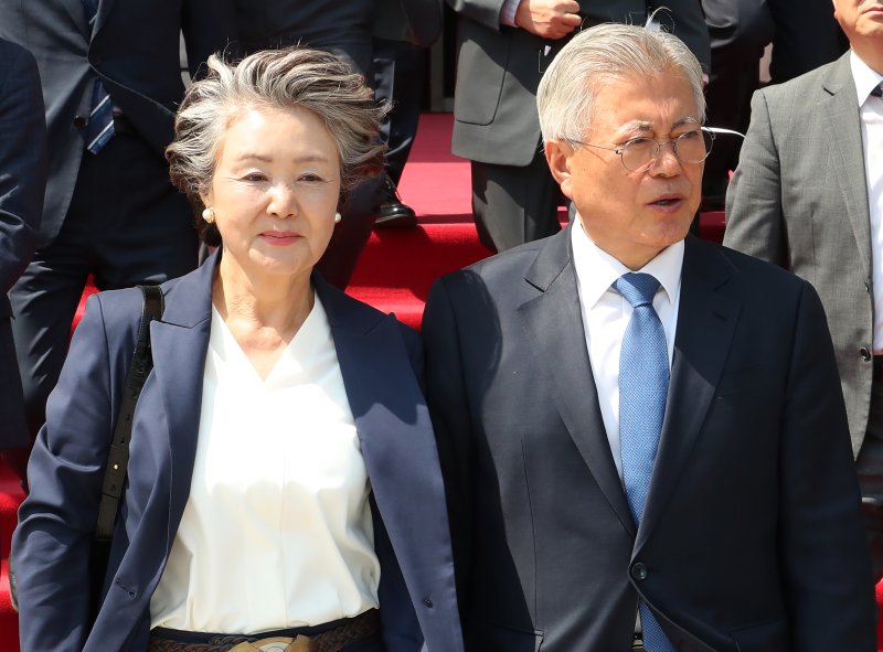 문재인 전 대통령과 김정숙 여사. 2025.4.25/뉴스1 ⓒ News1 국회사진취재단