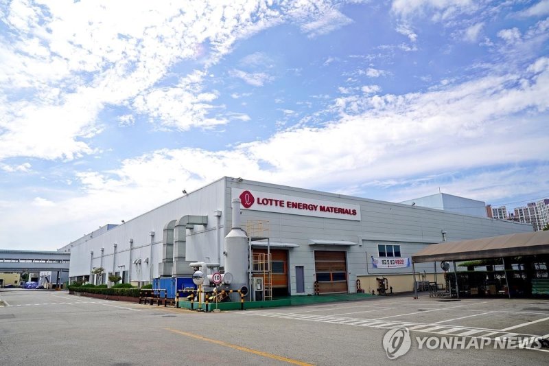 롯데에너지머티리얼즈 익산공장 전경. 연합뉴스