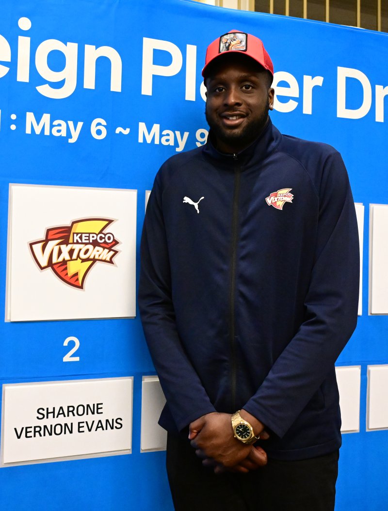 남자배구 한국전력은 9일(한국 시간) 튀르키예 이스탄불에서 열린 2025 KOVO 남자부 외국인 선수 드래프트에서 전체 2순위로 아포짓 스파이커 쉐론 베논 에반스를 지명했다. 2025.05.09. (사진=KOVO 제공) *재판매 및 DB 금지