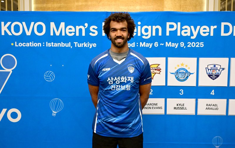 [서울=뉴시스]남자배구 마이클 아히. (사진=KOVO 제공)