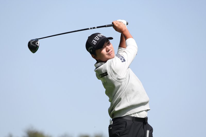 옥태훈, KPGA 클래식 선두 유지