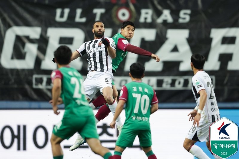 대전 하나시티즌과 FC서울이 답답한 공격 때문에 0-0으로 비겼다. (한국프로축구연맹 제공)