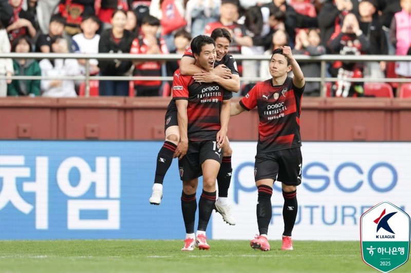 포항 스틸러스가 공격수 이호재 활약을 앞세워 승리했다. (한국프로축구연맹 제공)