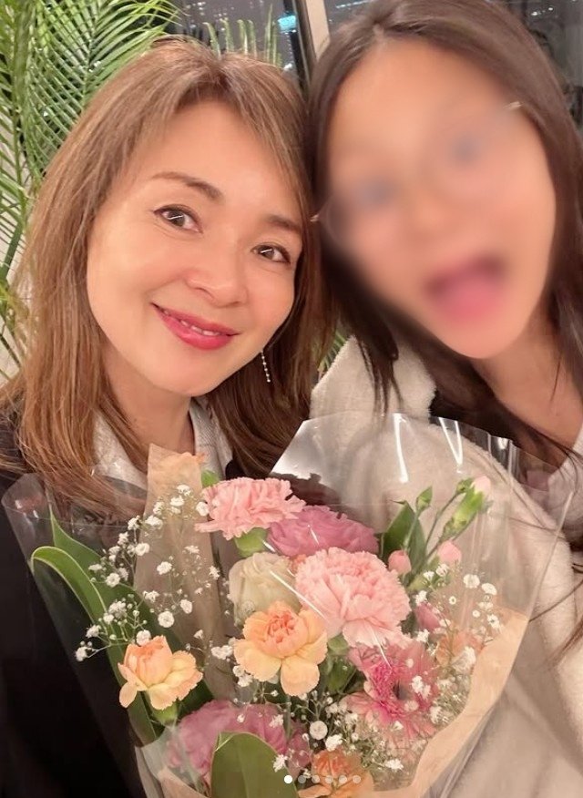 '추성훈♥' 야노시호, 딸 추사랑 선물에 감격 "성격 급해"