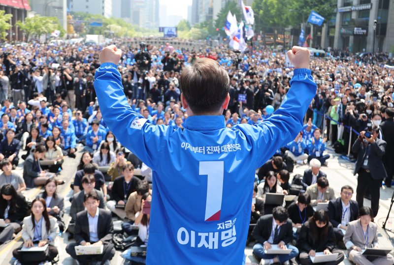 [현장르포] 李 광화문 출정식→수도권→중원벨트 집중 공략..초반 기선제압 나섰다