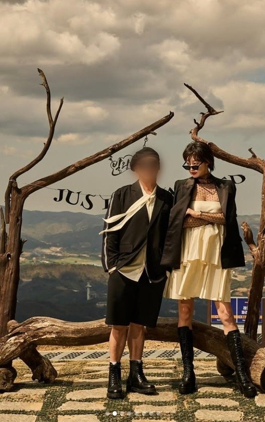 '불륜설 부인' 최여진, 7살 연상 돌싱♥과 웨딩화보 공개