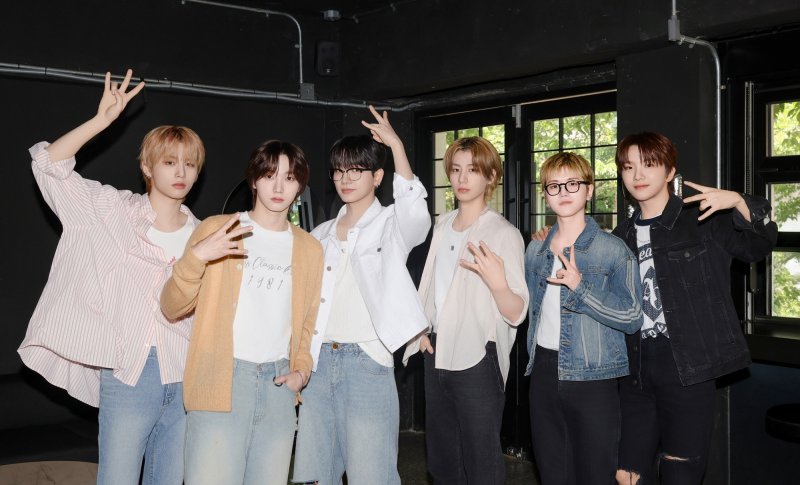 보넥도 "첫 투어로 성장…美 롤라팔루자 기대해달라" [N인터뷰]①