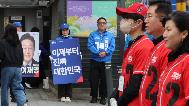 [단독]"선거송 원곡자가 민주·국힘에 모두 허락"..'질풍가도' 중복 혼선
