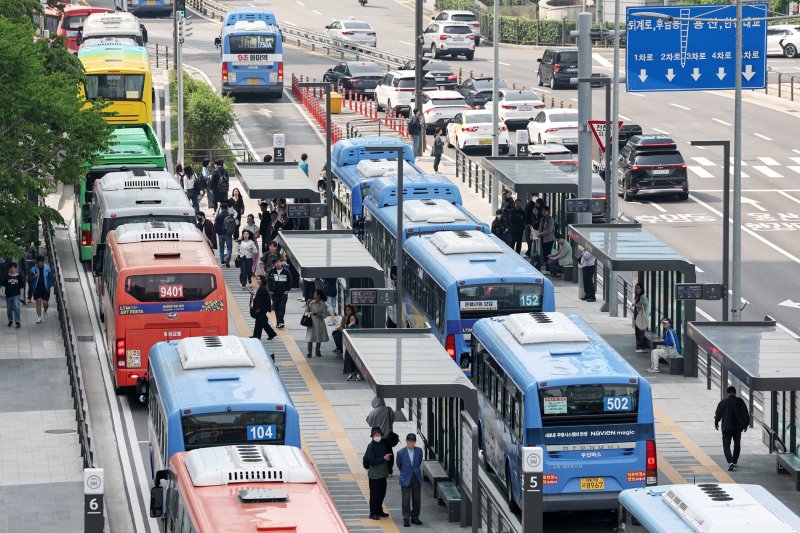 [단독]서울 시내버스 교통사고 '경고등' 3년 연속 ↑…시·노조는 '나 몰라라'