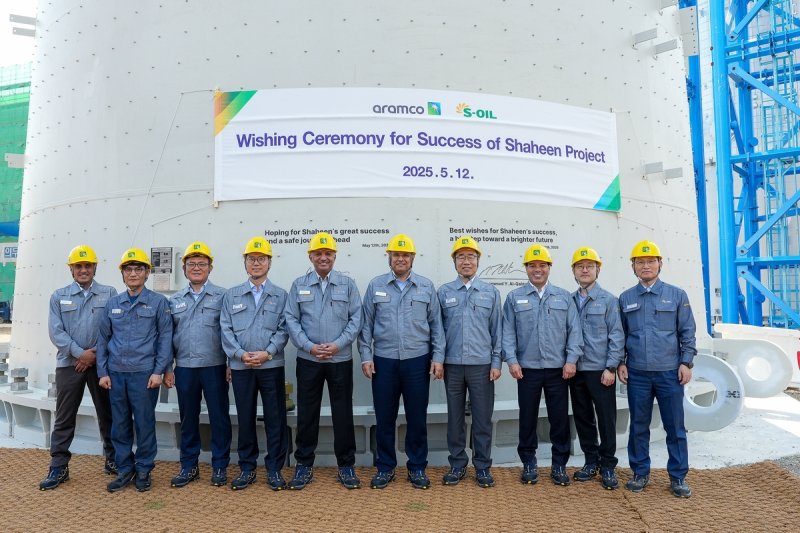 샤힌프로젝트 건설현장을 찾은 모하메드 알 카타니 아람코 다운스트림 사장 (출처=연합뉴스)