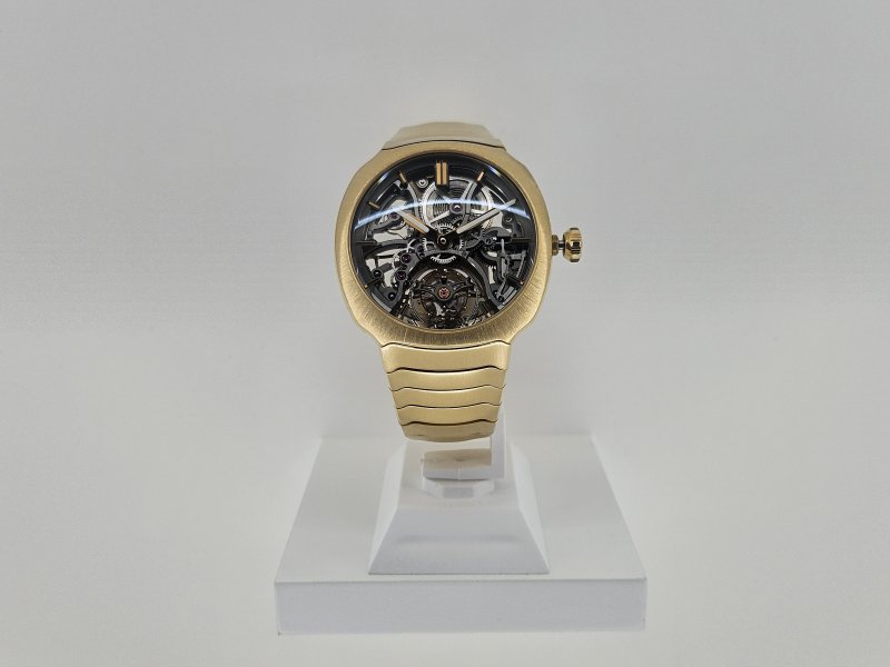 저커버그 시계 한국 왔다…'나만 아는 명품' 마니아들 들썩