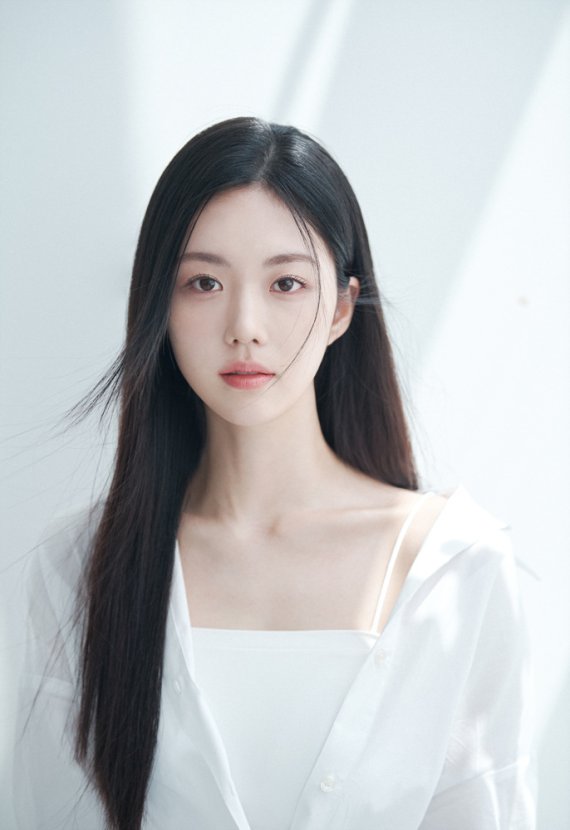 백주은, 청순 비주얼+트렌디 분위기