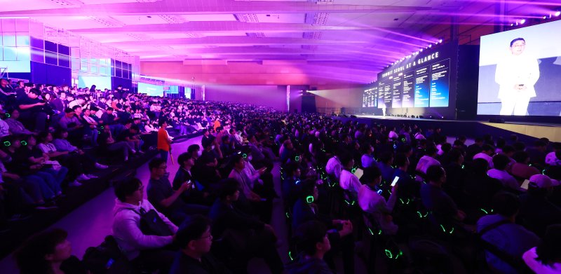 AWS, "상상을 현실로 만들겠다"...기술 콘퍼런스 '서밋 서울' 개막