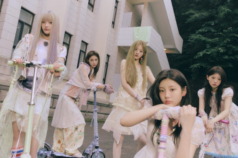 뉴진스부터 캣츠아이까지..하이브 걸그룹, 빌보드 ‘핫 100’ 전원 입성