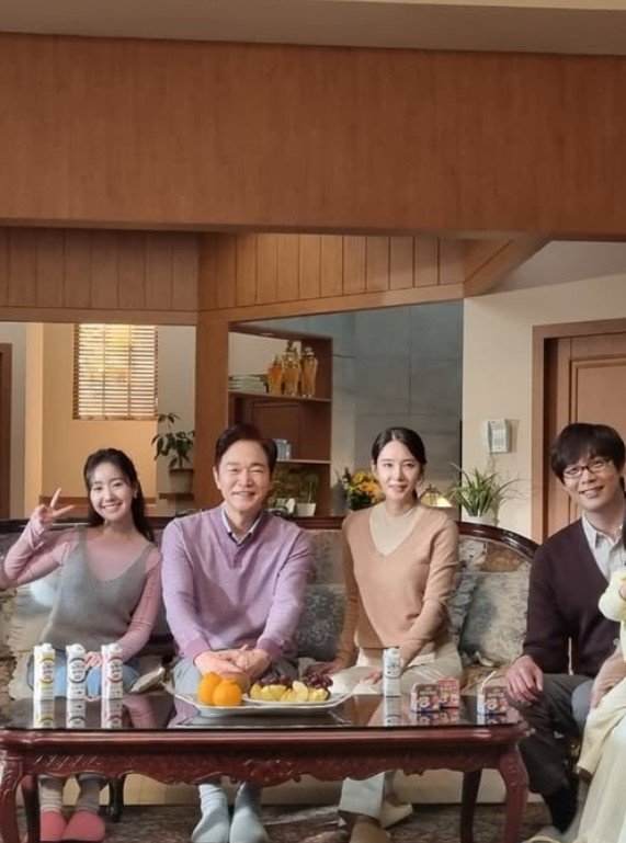 이순재 빠진 '지붕킥' 모임…정보석 "선생님 건강해지시길"