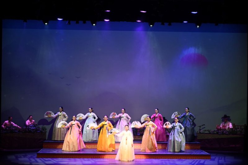 [밀양=뉴시스] 진도군립민속예술단 남도잡가 공연. (사진=밀양시 제공) 2025.05.14. photo@newsis.com *재판매 및 DB 금지