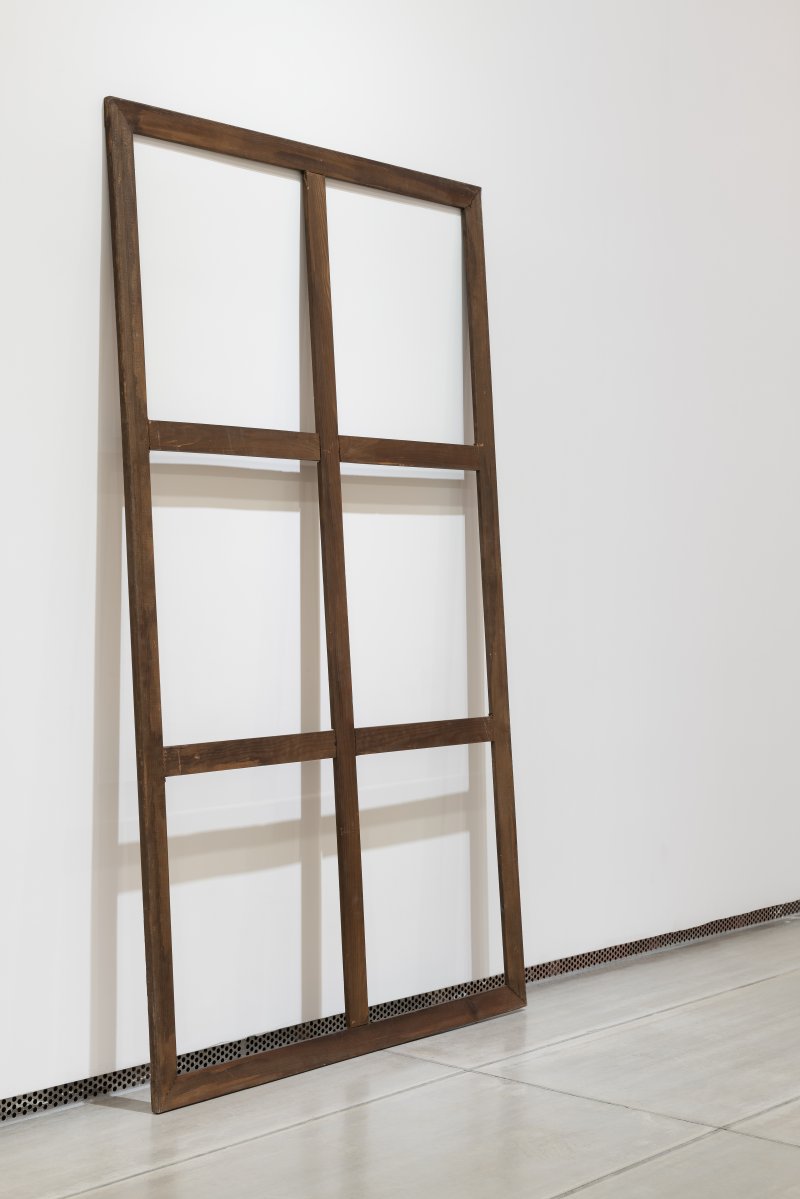 DANIEL DEZEUZE(다니엘 드죄즈) ,Stretcher,185 X 144cm,walnut stain on stretcher,1968 *재판매 및 DB 금지