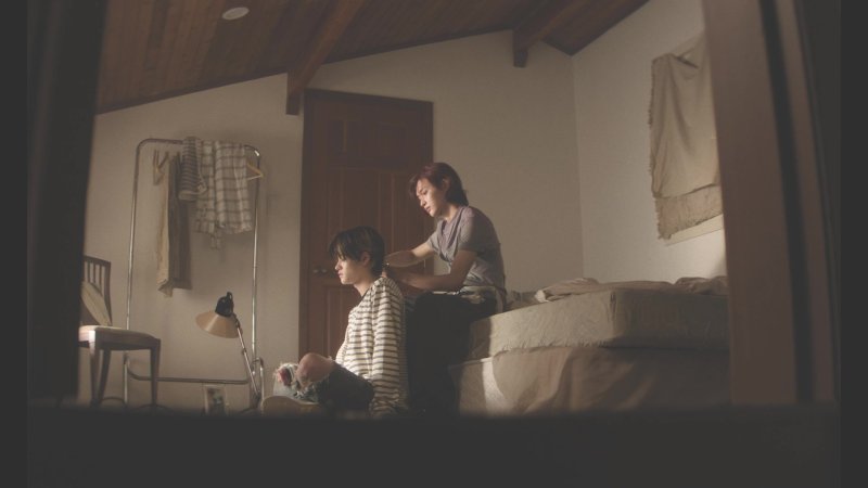 라이즈를 여행하는 브리즈를 위한 안내서 '오디세이' 프리미어…부유(浮遊)함이 부유(富有)하네