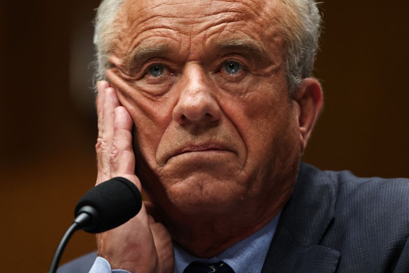 백신 음모론자 케네디, CDC 백신 자문위원 전원 물갈이