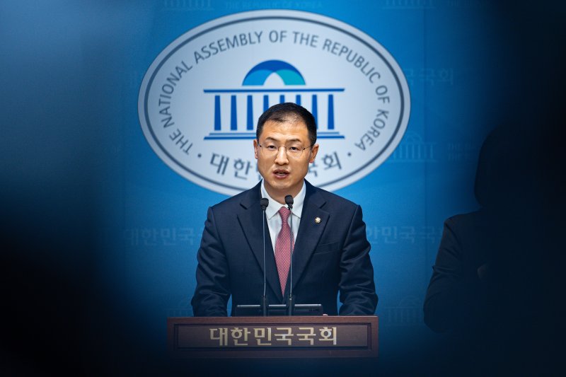 이재명, 김상욱에 러브콜…"함께하자, 민주당 입당했으면"