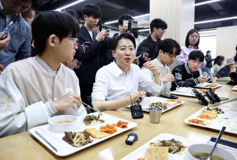 이정현 "이준석 징계 취소해야" 당 윤리위 "2023년 이미 취소"
