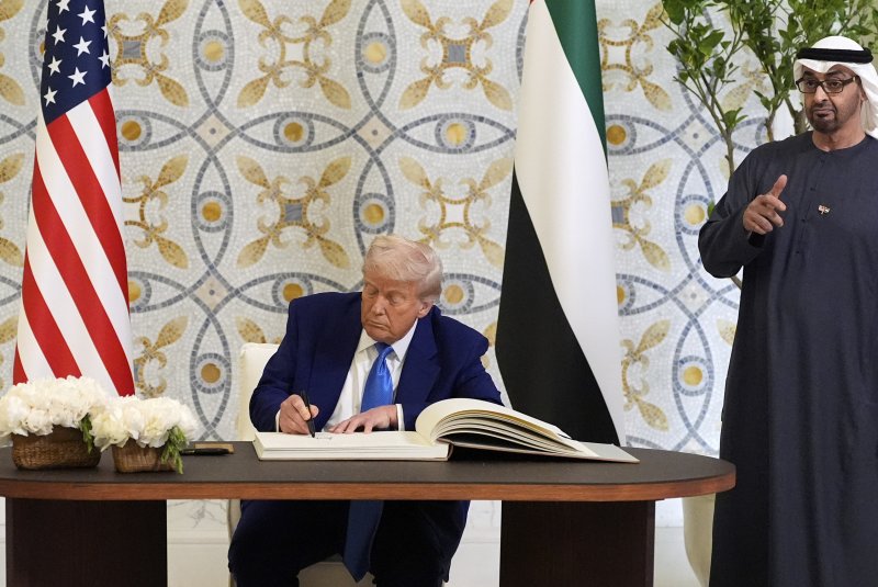 미 백악관 “UAE와 AI 데이터센터 파트너십”