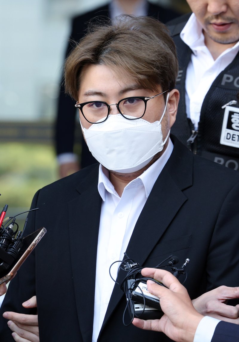 김호중, 상고 포기…2년 6개월 형 확정 오랜 고민 끝 결정