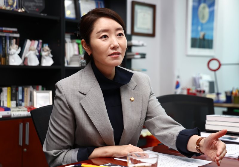 강선우