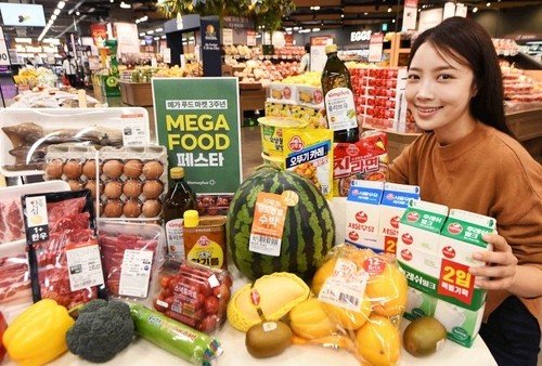 [이번주뭘살까] '나들이 절정'…패션·뷰티·식품 기획전 (출처=연합뉴스)