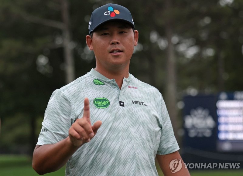'홀인원' 김시우, PGA 2번째 메이저 2R 깜짝 2위 등극... 2025 韓 남자 첫 승 가나