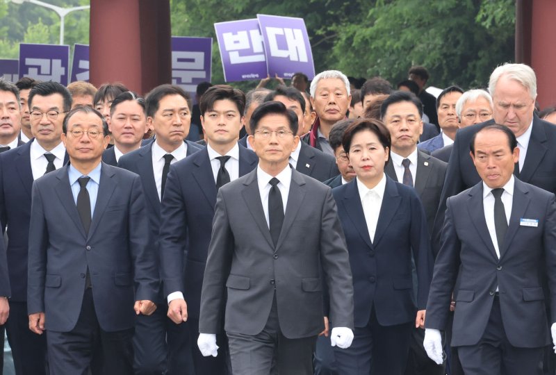 국힘, 호남·제주 공약 발표 "5·18 정신 헌법에 담겠다"