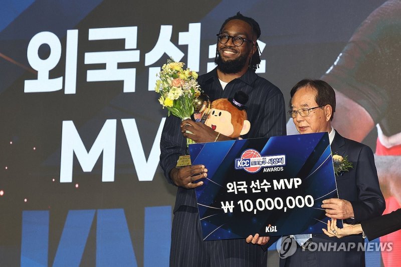 24-25 프로농구 외국선수 MVP는 서울 SK 자밀 워니 (출처=연합뉴스)
