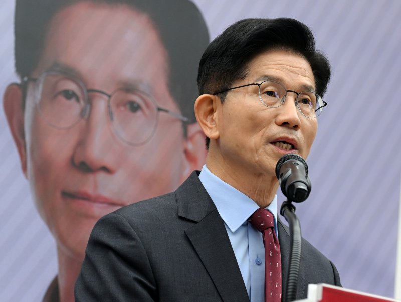 김문수 "일자리 대통령 되겠다..기업하기 좋은 대한민국 만들어야"