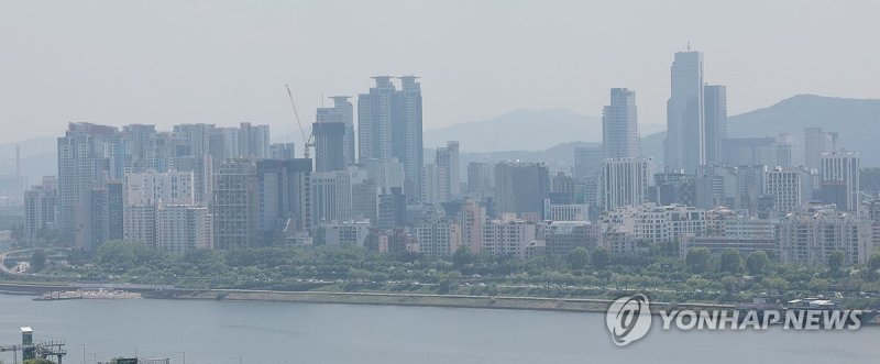 "26억에 아파트 샀으면, 왜 말렸어” 한숨...강남, 전고점 뚫었다 [부동산 아토즈]