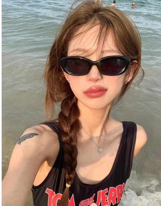 '최진실 딸' 최준희, 이렇게 말랐어? 수영복 입고 남친과 해변 데이트