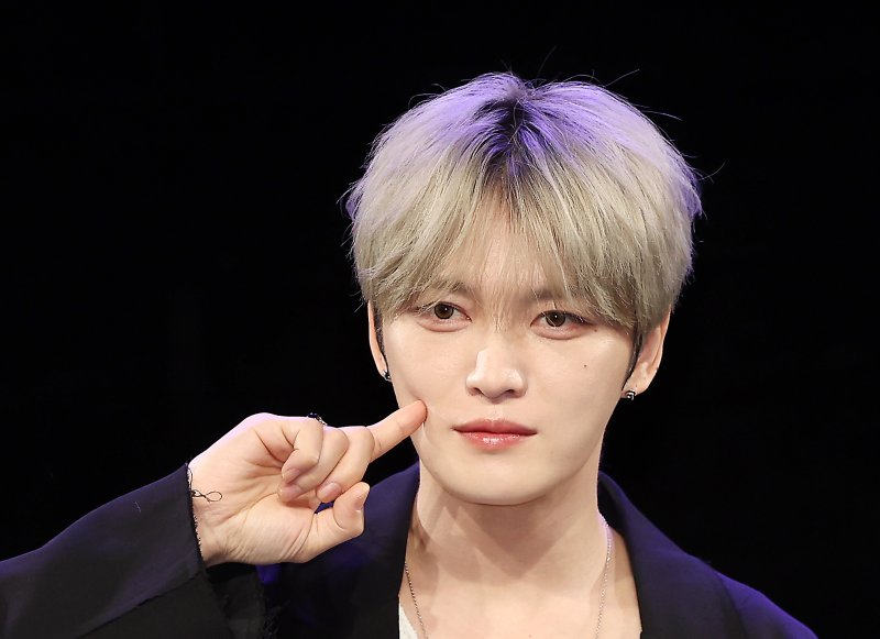 '록스타'로 돌아온 김재중 "자유에 대한 갈망 담았어요"