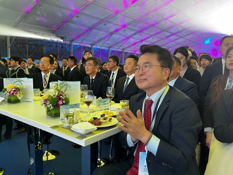 육동한 춘천시장, 중국 아카시아 축제 참가 (출처=연합뉴스)