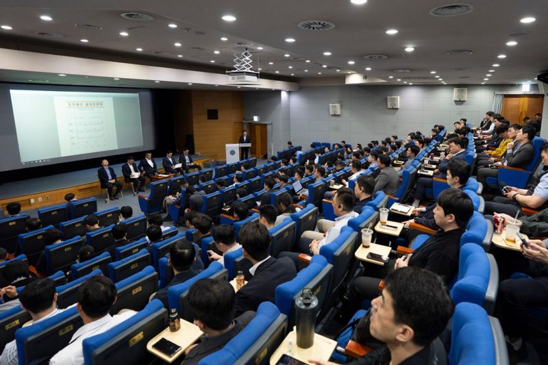 경호처 자체쇄신..국회 출석 의무화-준법담당관 신설