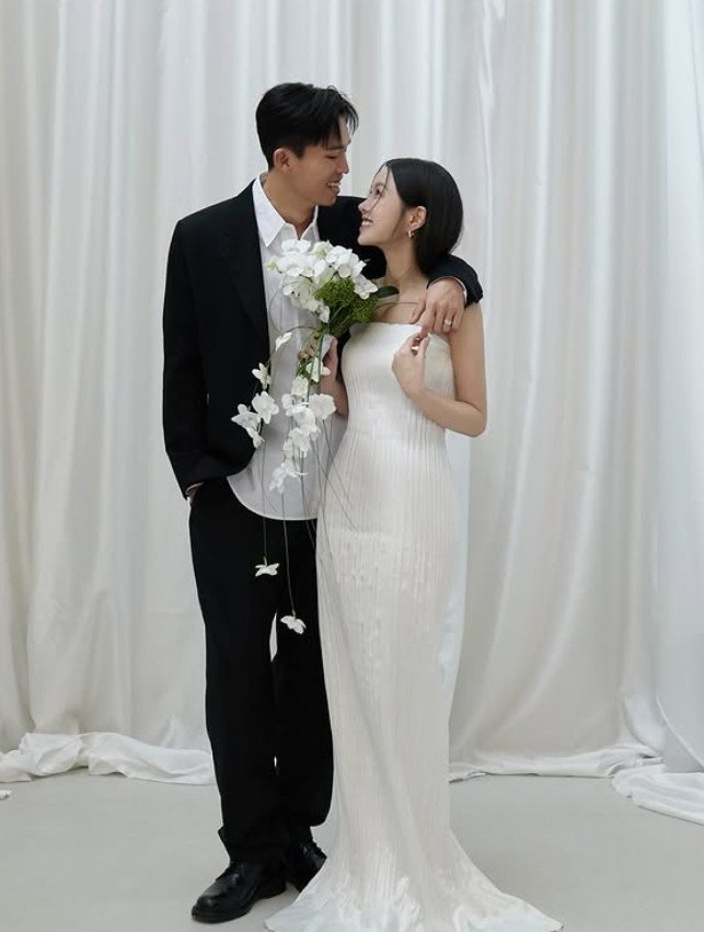 축구선수 정우영, '이광기 딸' 이연지와 웨딩 화보 공개 "평생 함께하기로"