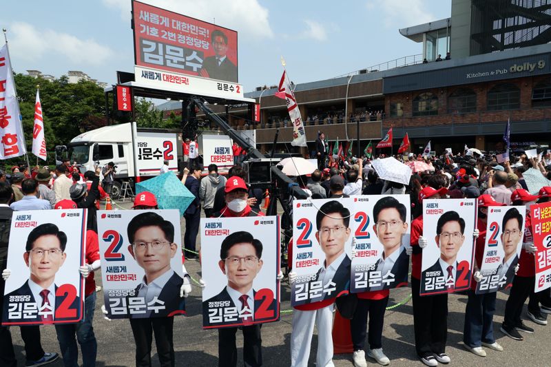 [영상] 유동규 “이재명 호텔경제론... 가짜 경제학 이야기”