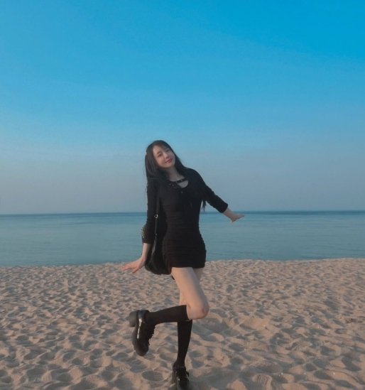 서유리, 선정적 춤추고 후원 받는 '엑셀 방송' 자진 하차…"상처받지 않을 것"