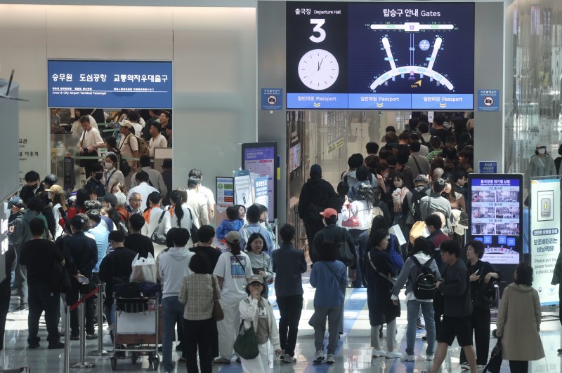 6월 한 달간 한일 공항에 '전용 입국심사대' 운영한다