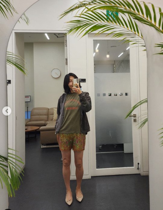 한혜연, 과감한 핫팬츠…놀라운 늘씬 각선미
