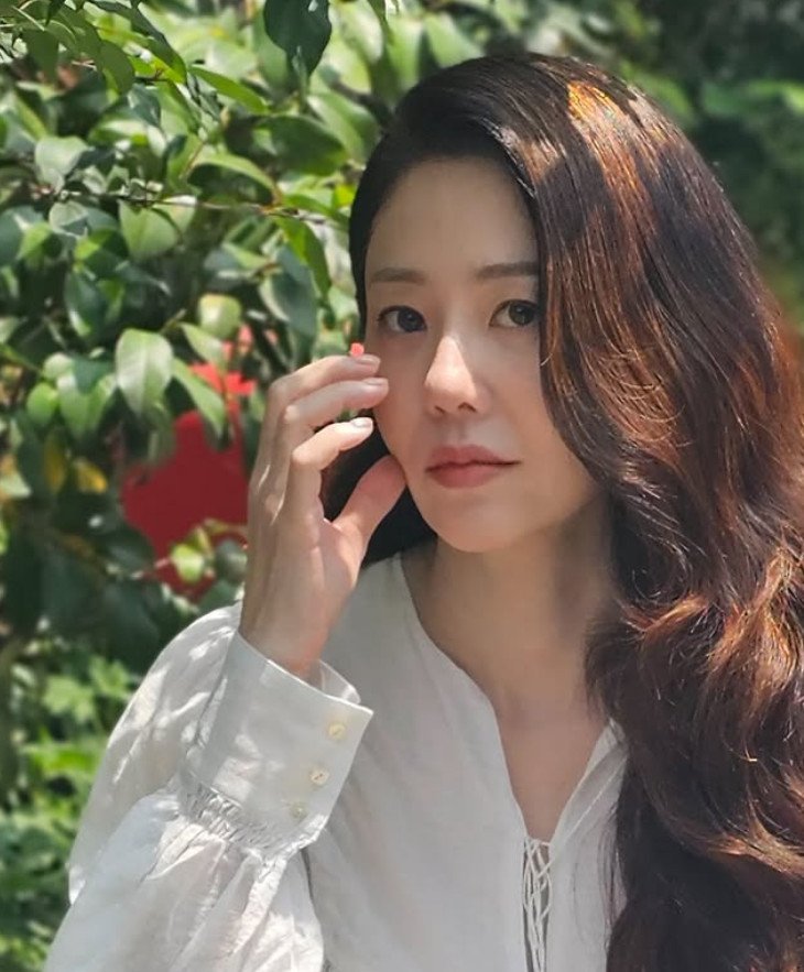 고현정, 감탄만 나오는 미모…54세에도 독보적 청순미 [N샷]