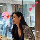 ′현빈♥′ 손예진, 눈웃음 폭발…식당서 컵라면에 낮술 포착 [N샷]